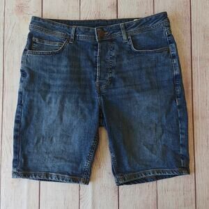 Denim & Co slim fit button fly 9" denim shorts sz 34